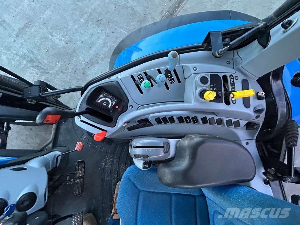 New Holland T 6030 Traktoren