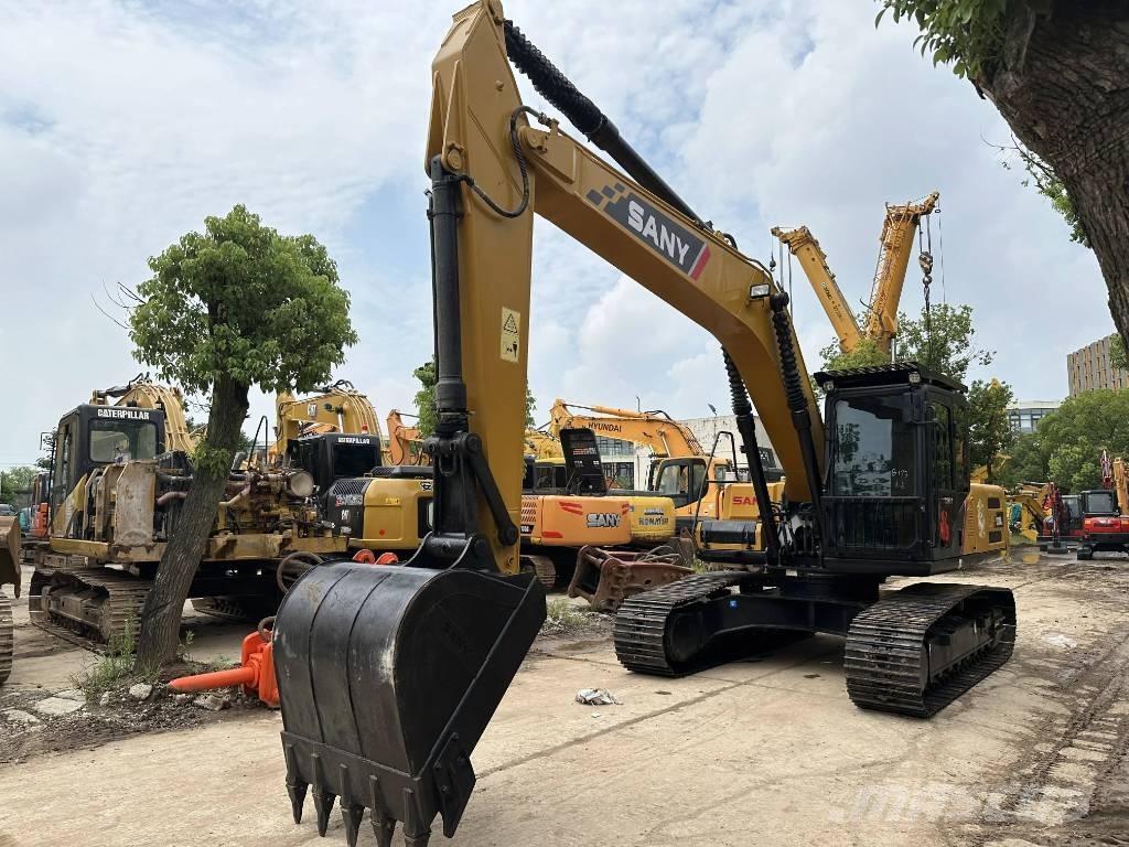 Sany SY215C Raupenbagger