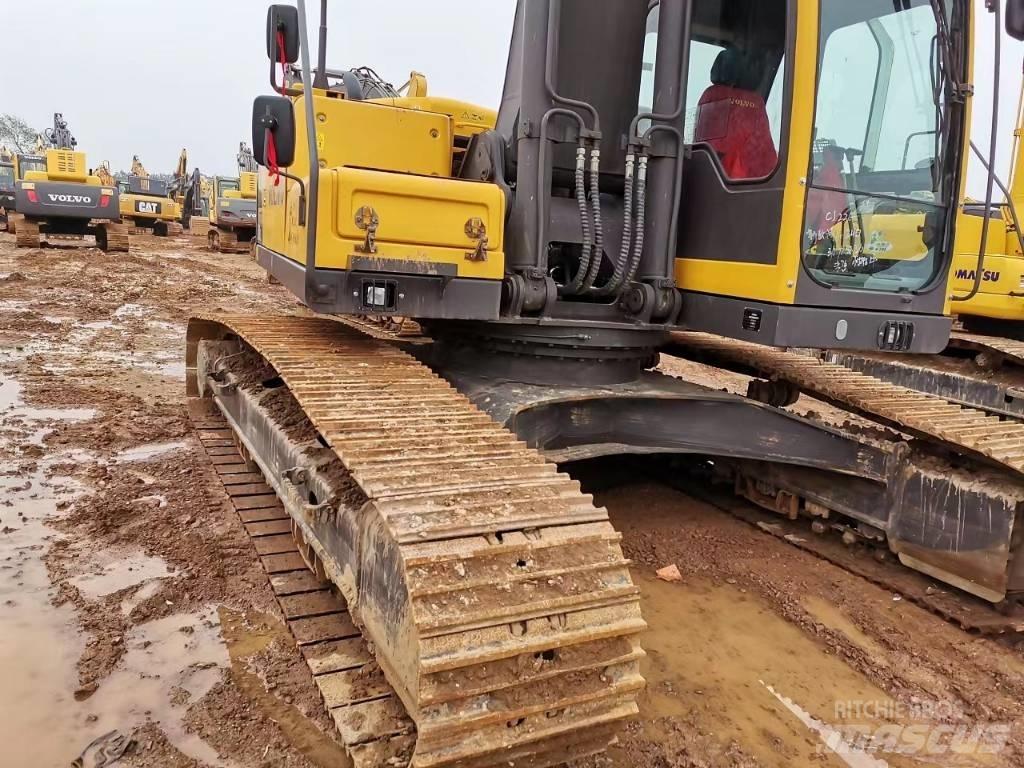 Volvo EC 240 B LC Raupenbagger