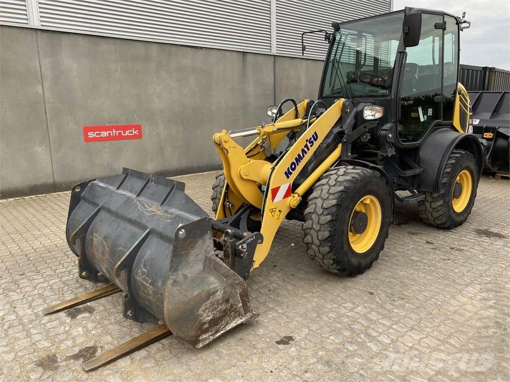 Komatsu WA80M-8EO Multifunktionslader