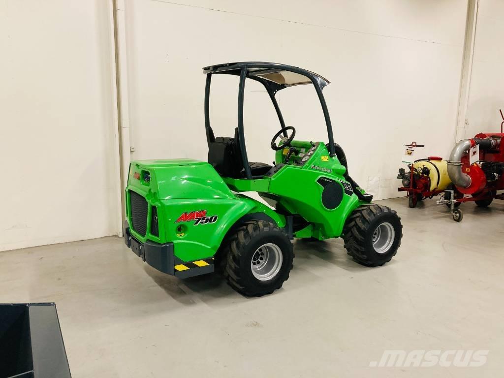 Avant 750 Minilader