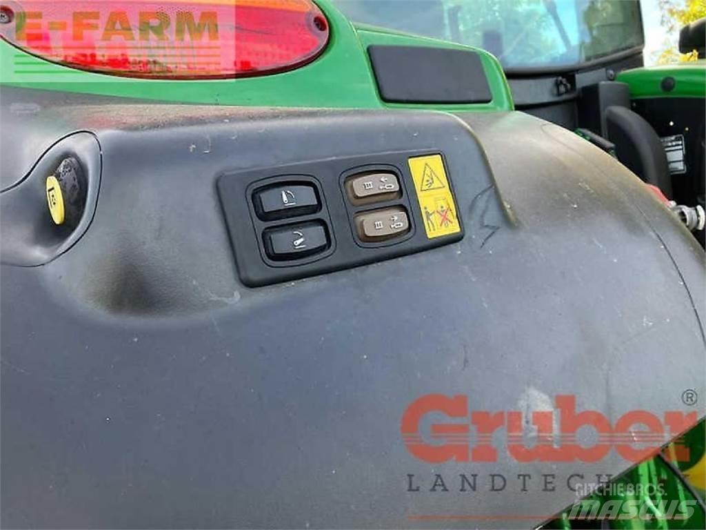 John Deere 6130 r Traktoren