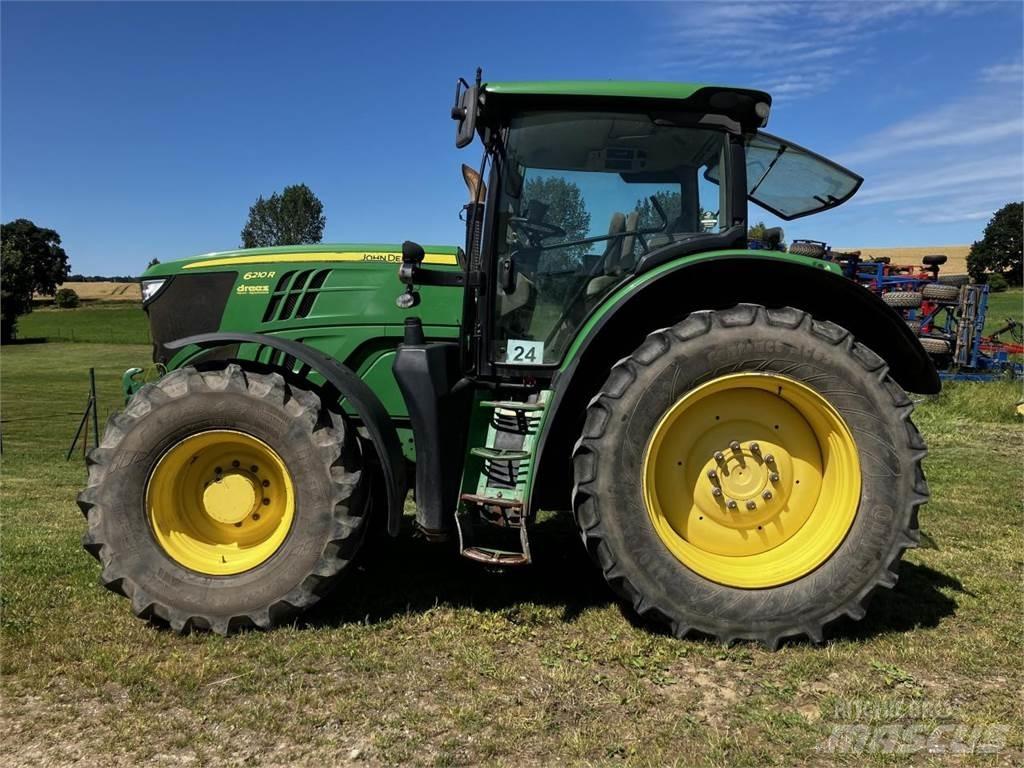John Deere 6210R Traktoren