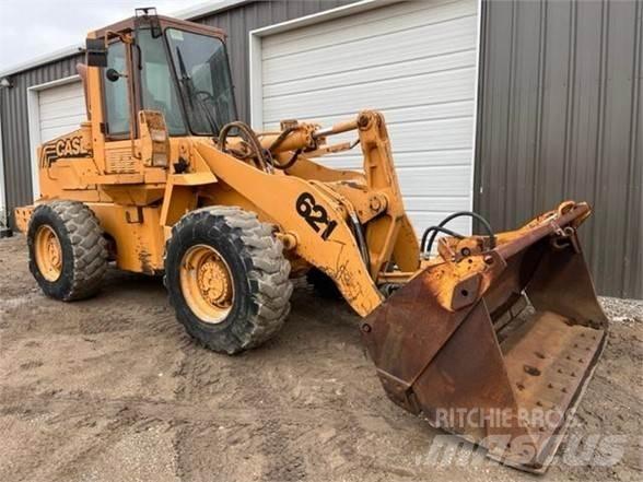 CASE 621ZF Radlader