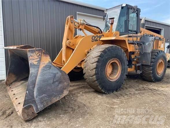 CASE 921C Radlader
