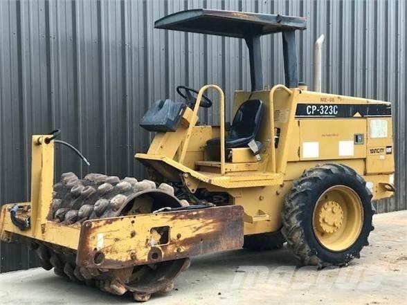 CAT CP-323C Walzenzüge