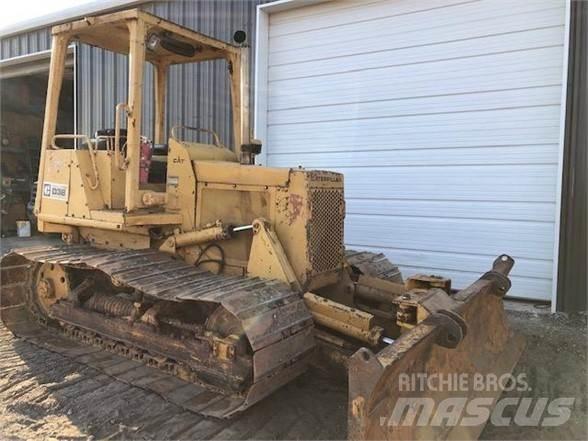 CAT D3B Bulldozer