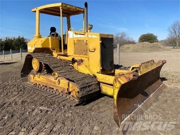 CAT D5M LGP Bulldozer