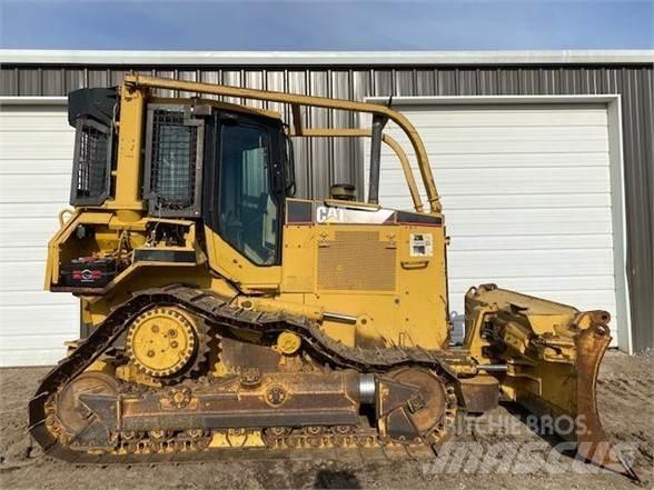 CAT D5M XL Bulldozer