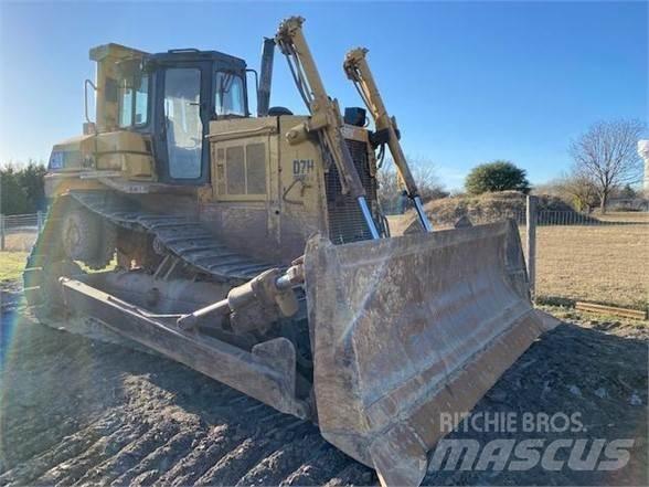 CAT D7H II Bulldozer
