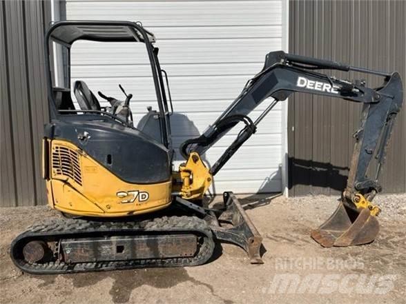 John Deere 27D Minibagger < 7t