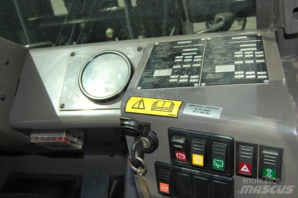 Manitou MH25-4T Sonstige Flurförderzeuge