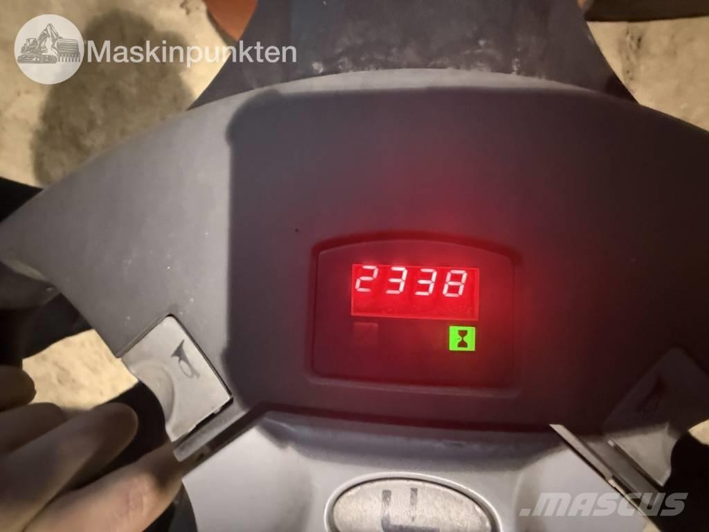 Toyota BT SWE 80 L Elektrostapler