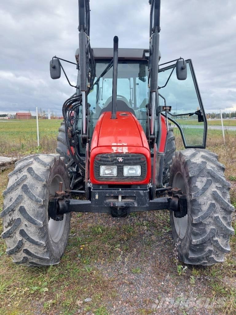 Massey Ferguson 4255 Traktoren