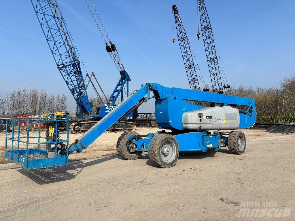 Genie ZX 135/70 Gelenkteleskoparbeitsbühnen