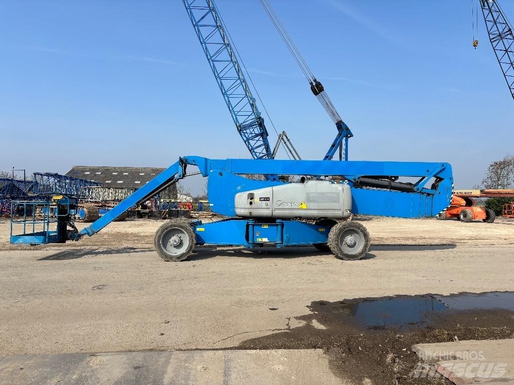 Genie ZX 135/70 Gelenkteleskoparbeitsbühnen