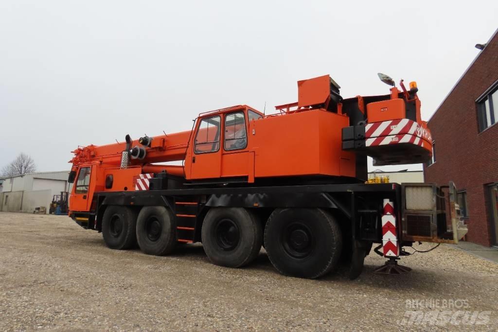 Krupp KMK 4080 All-Terrain-Krane
