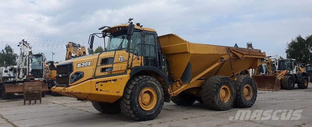 Bell B 30 E Dumper - Knickgelenk