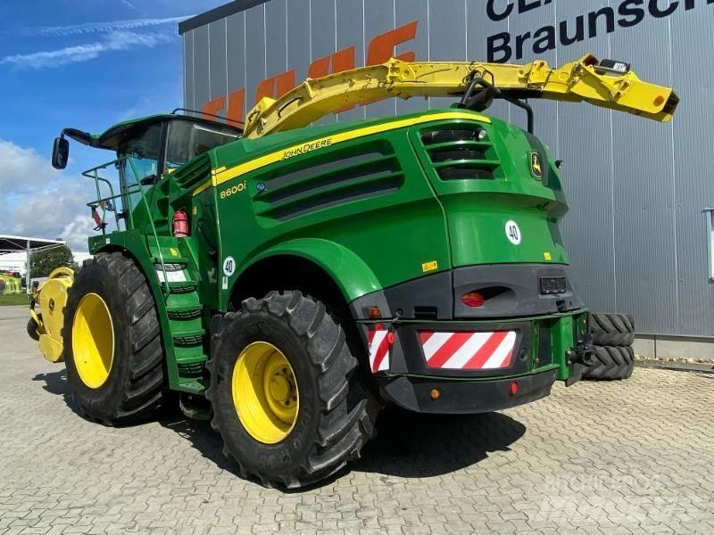 John Deere 8600i Selbstfahrende Häcksler