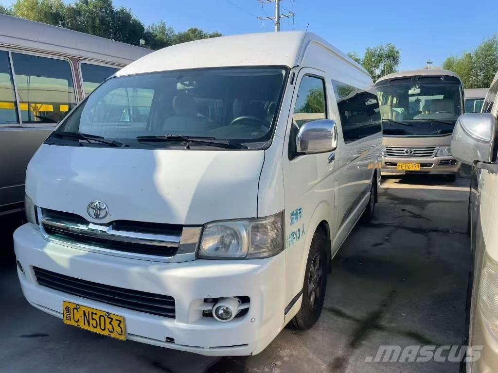 Toyota Hiace Überlandbusse