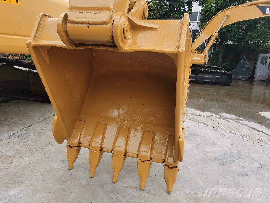 CAT 330 D Raupenbagger