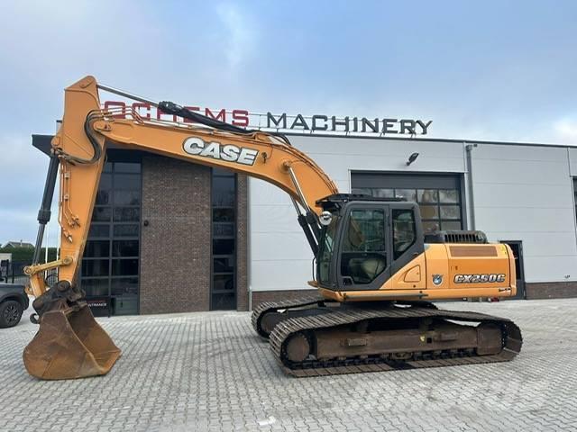 CASE CX 250 C Raupenbagger