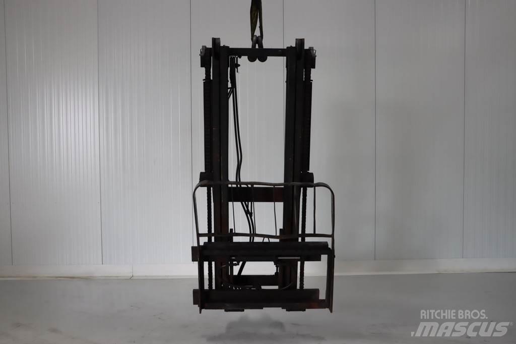  *Nissan duplex mast Sonstige Baumaschinen
