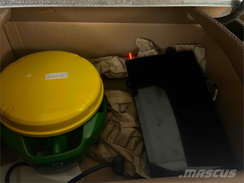 John Deere 6R 250 Traktoren