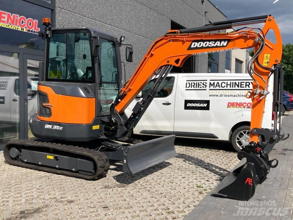Develon DX 35 Z-7 Minibagger < 7t