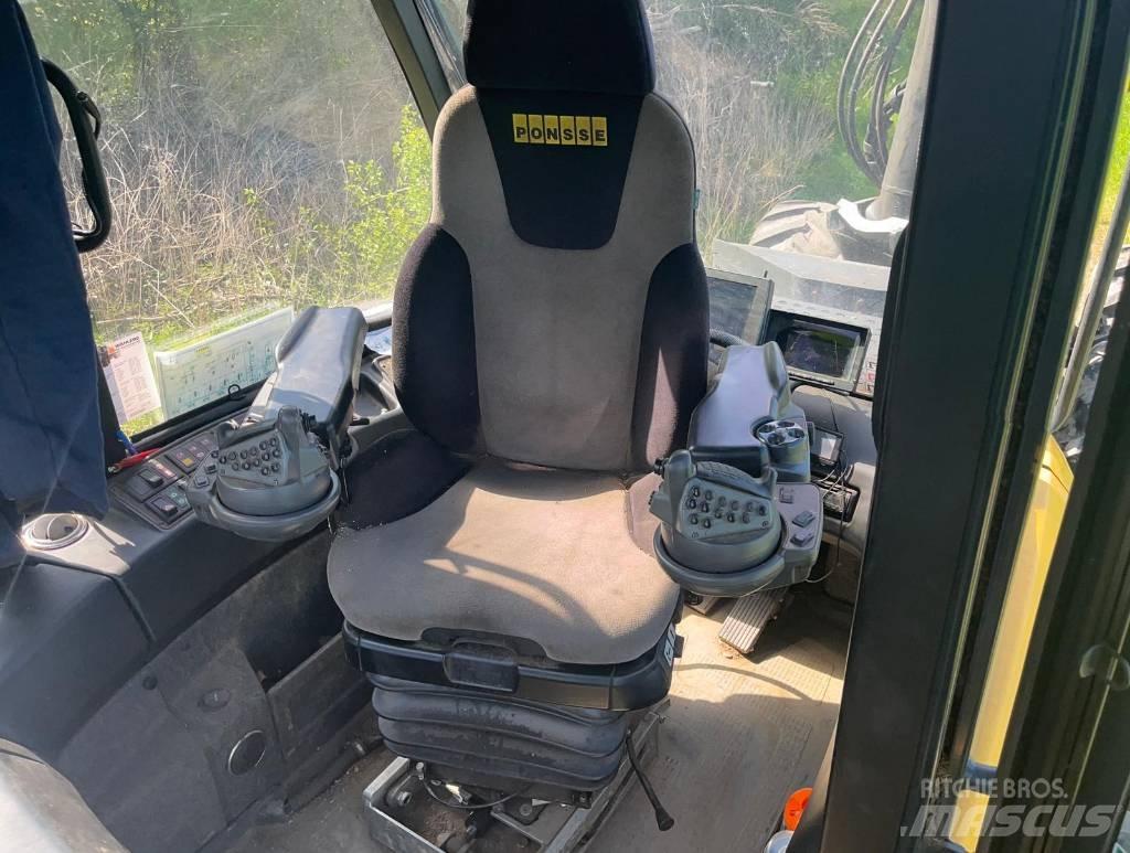 Ponsse Bear 8W Harvester