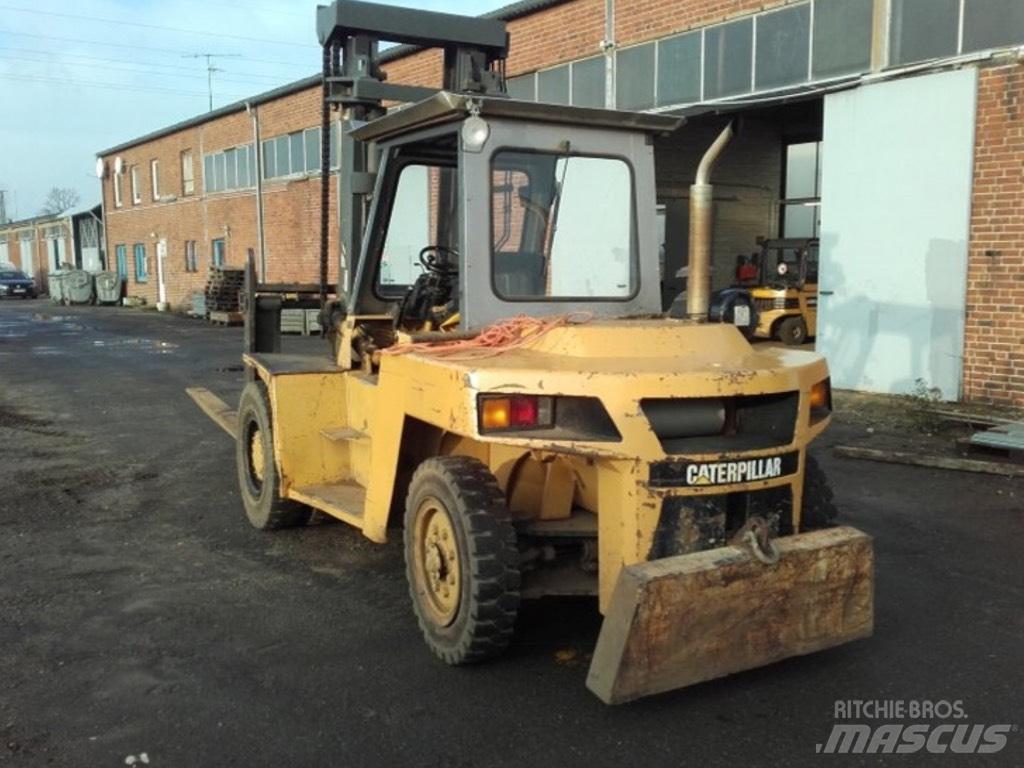 CAT DP90 Dieselstapler