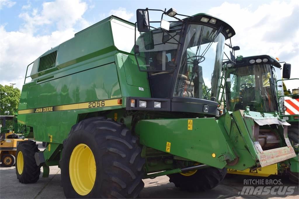John Deere 2056 Mähdrescher