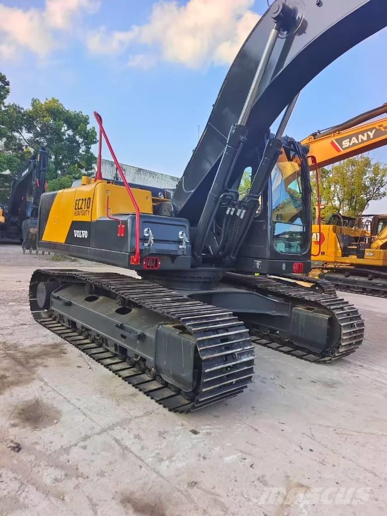 Volvo EC 210 B LC Raupenbagger