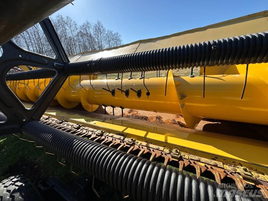 New Holland CX 8080 Mähdrescher