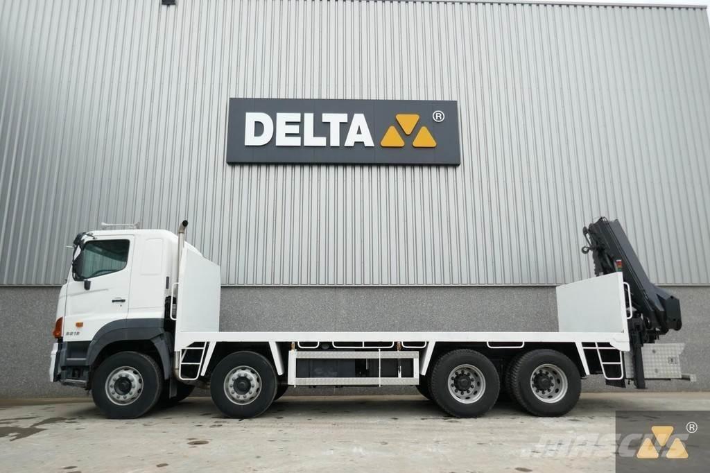 Hino 700FY crane Andere Fahrzeuge