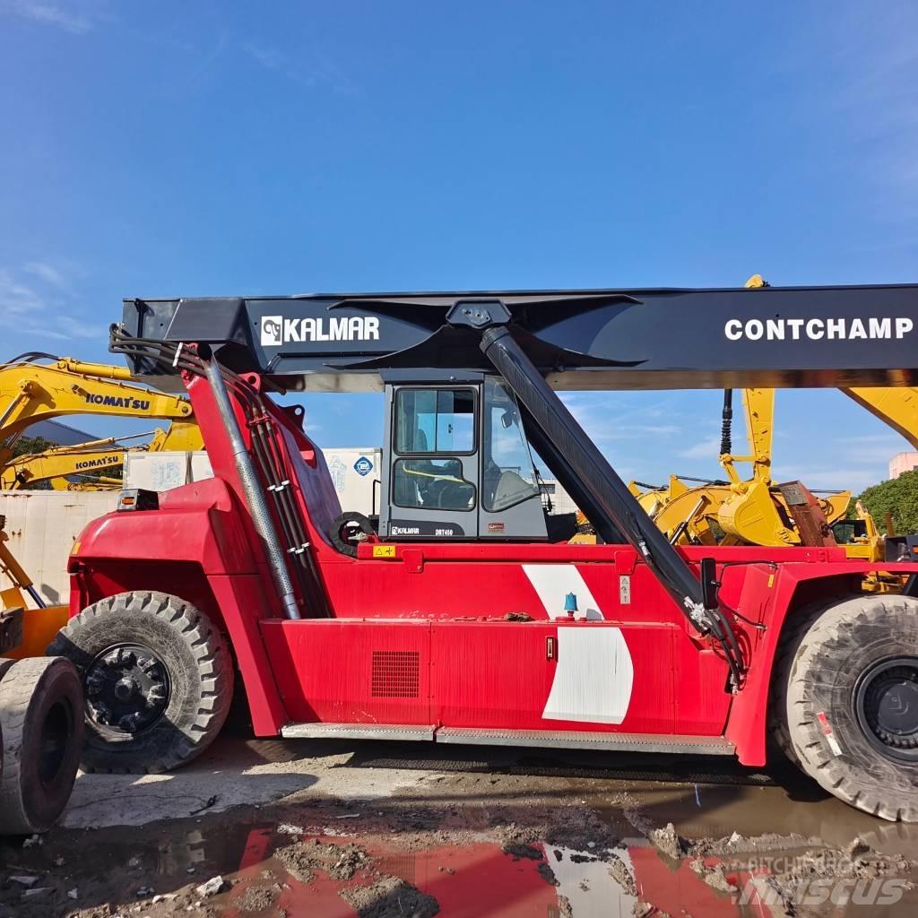 Kalmar DRF 450 Reach-Stacker