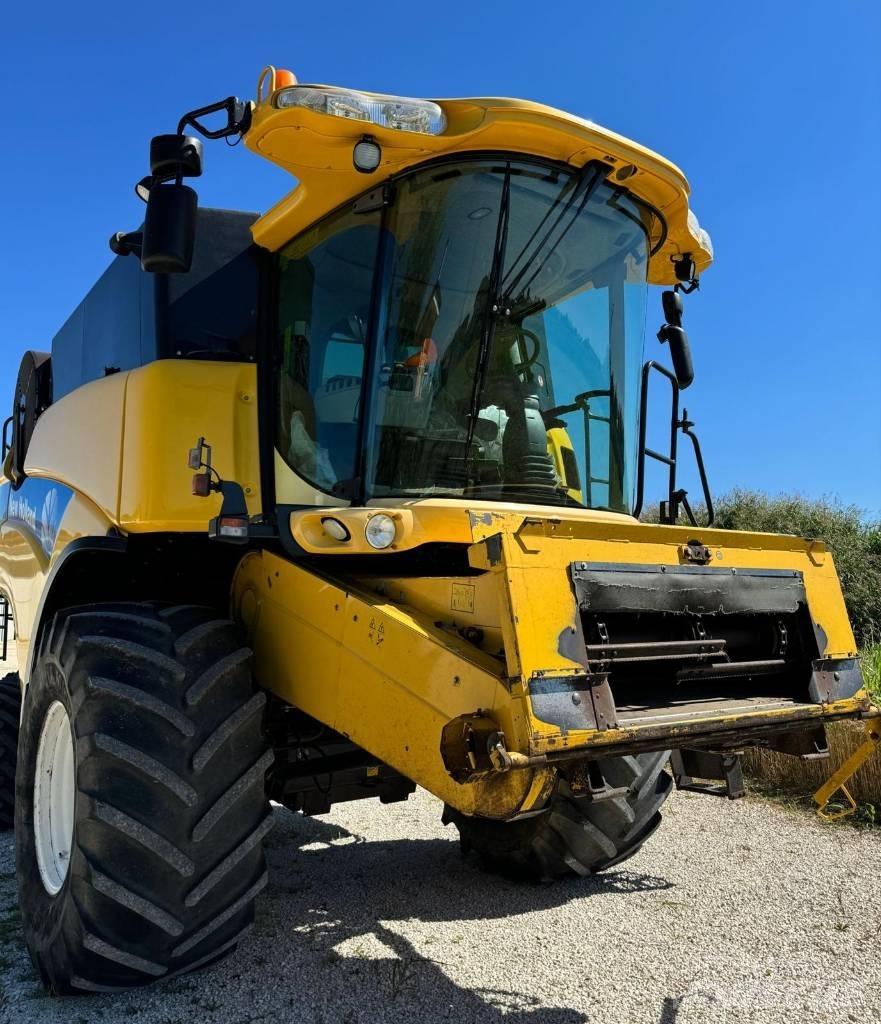 New Holland CX 760 Mähdrescher