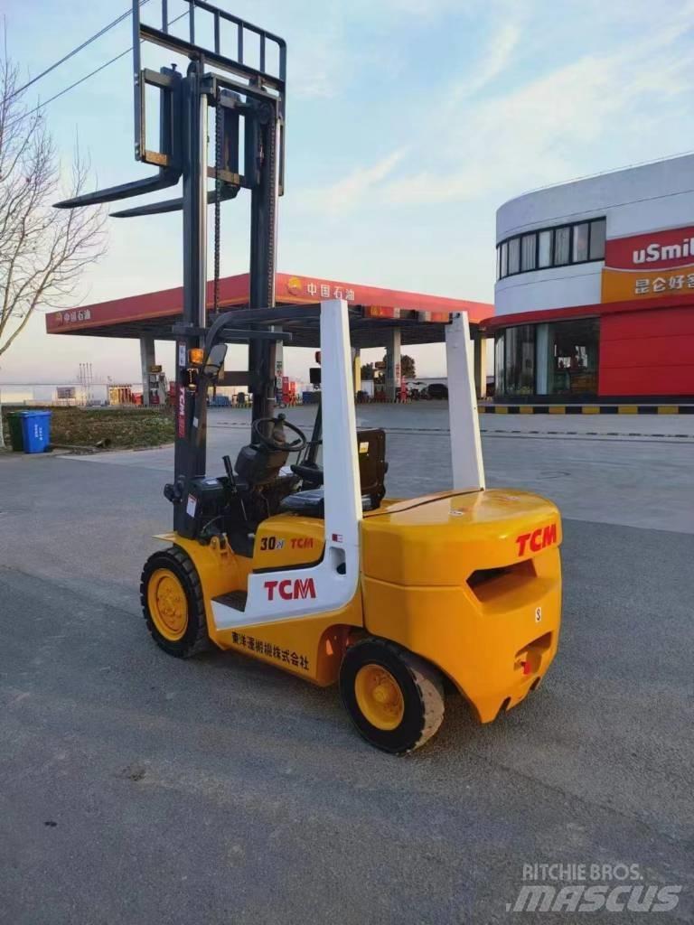 TCM FD30-1 Dieselstapler