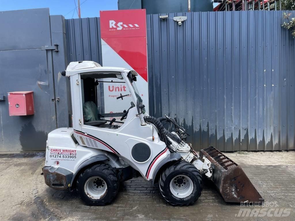 Avant 640 Minilader