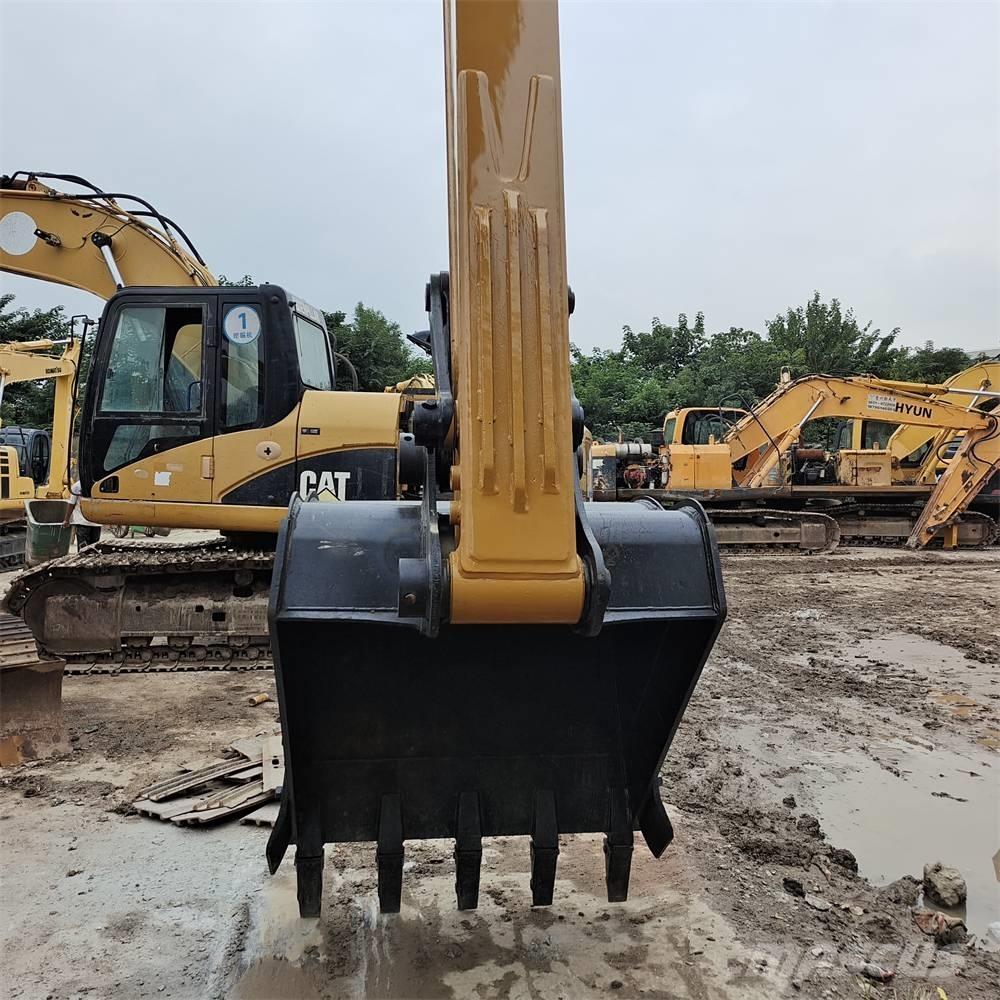 Sany SY 215 C Raupenbagger