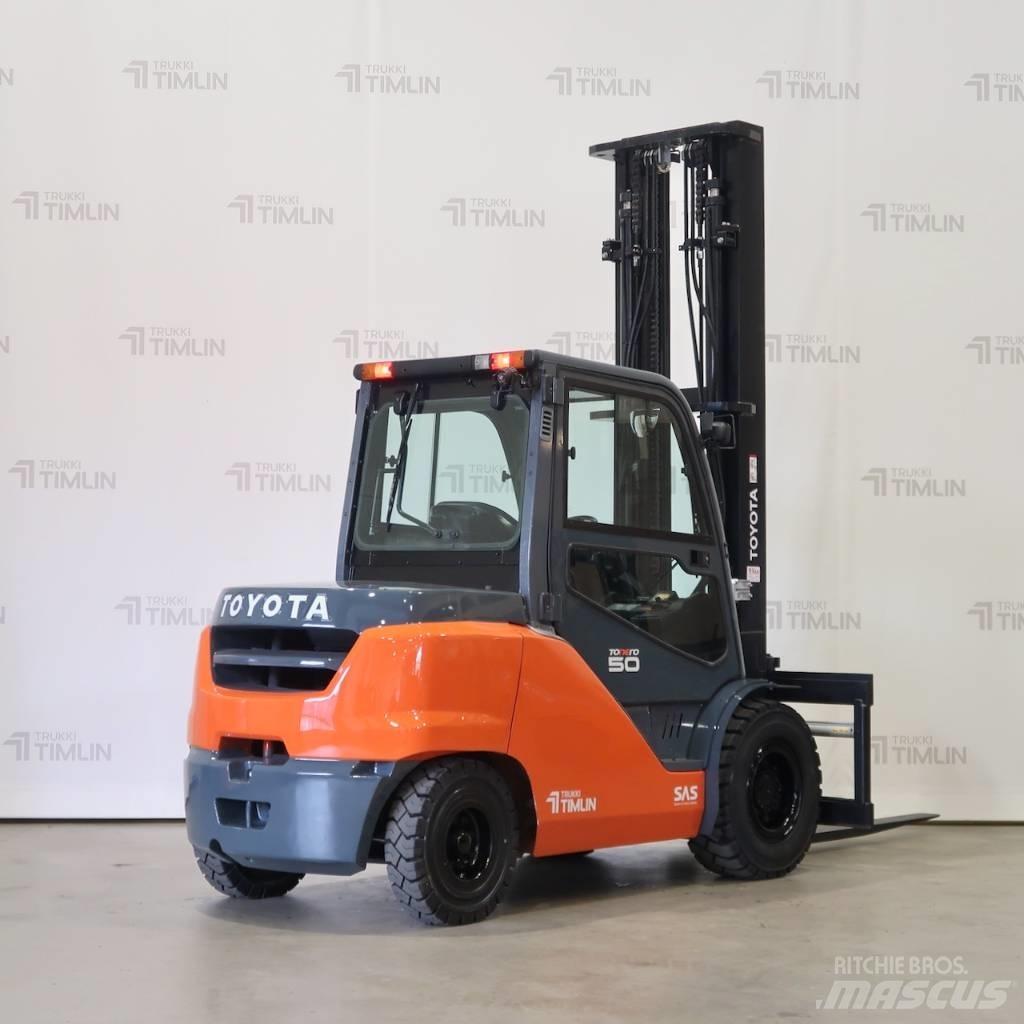 Toyota 40-8FD50N Dieselstapler
