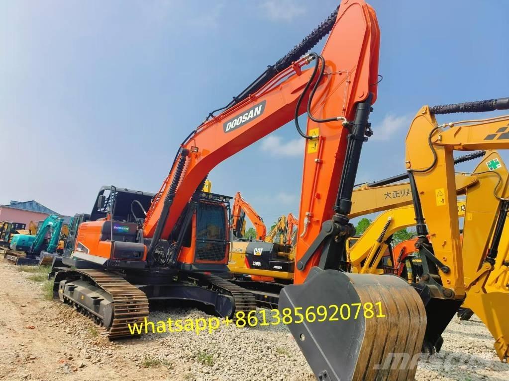 Doosan DX 225 Raupenbagger