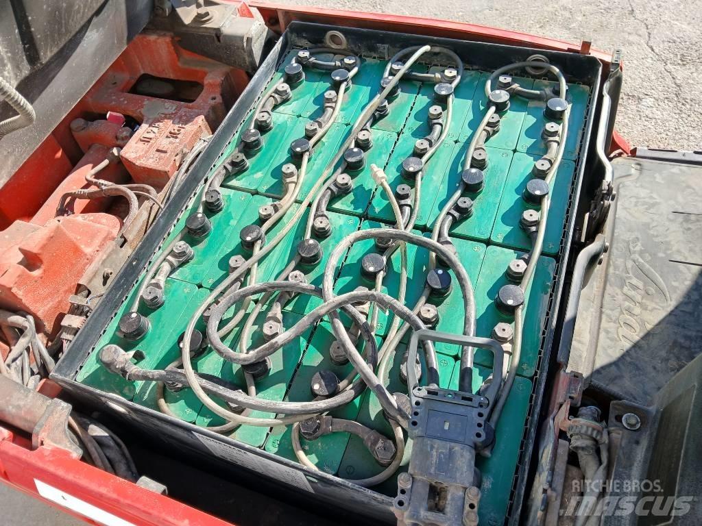Linde E16P-01 Elektrostapler