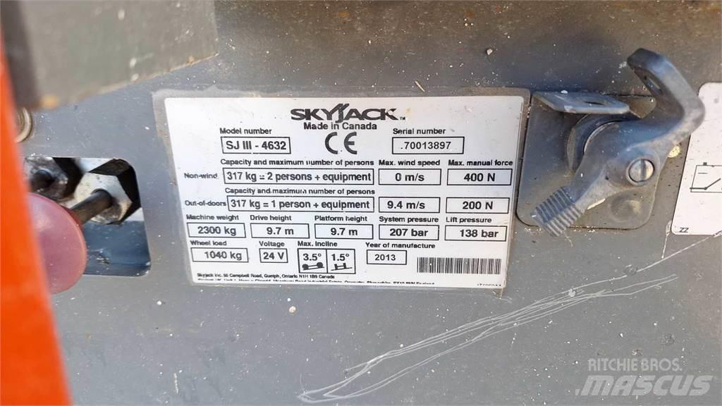 SkyJack SJIII4632 Scheren-Arbeitsbühnen