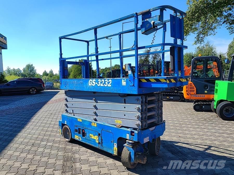 Genie GS-3232 Scheren-Arbeitsbühnen