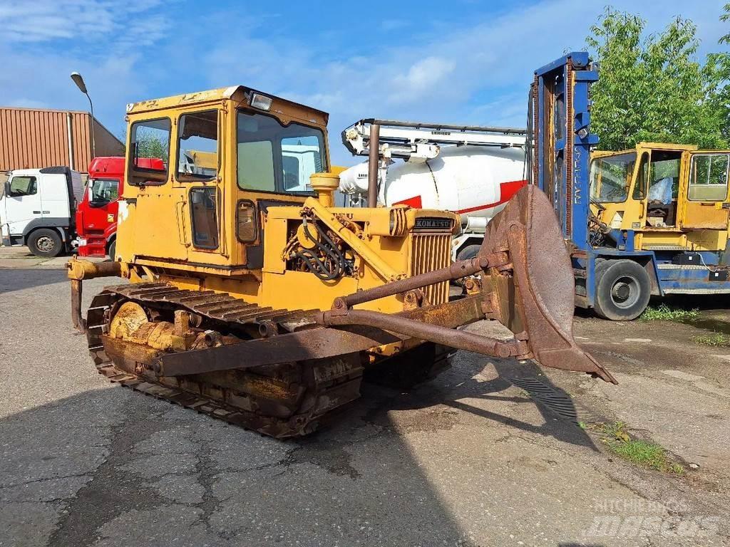 Komatsu D45-1 Bulldozer