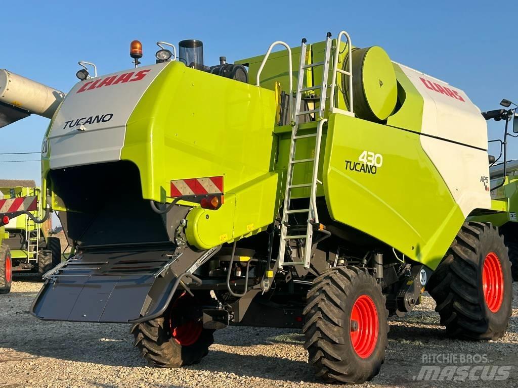 CLAAS Tucano 430 Mähdrescher