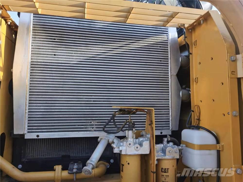 CAT 326D Raupenbagger