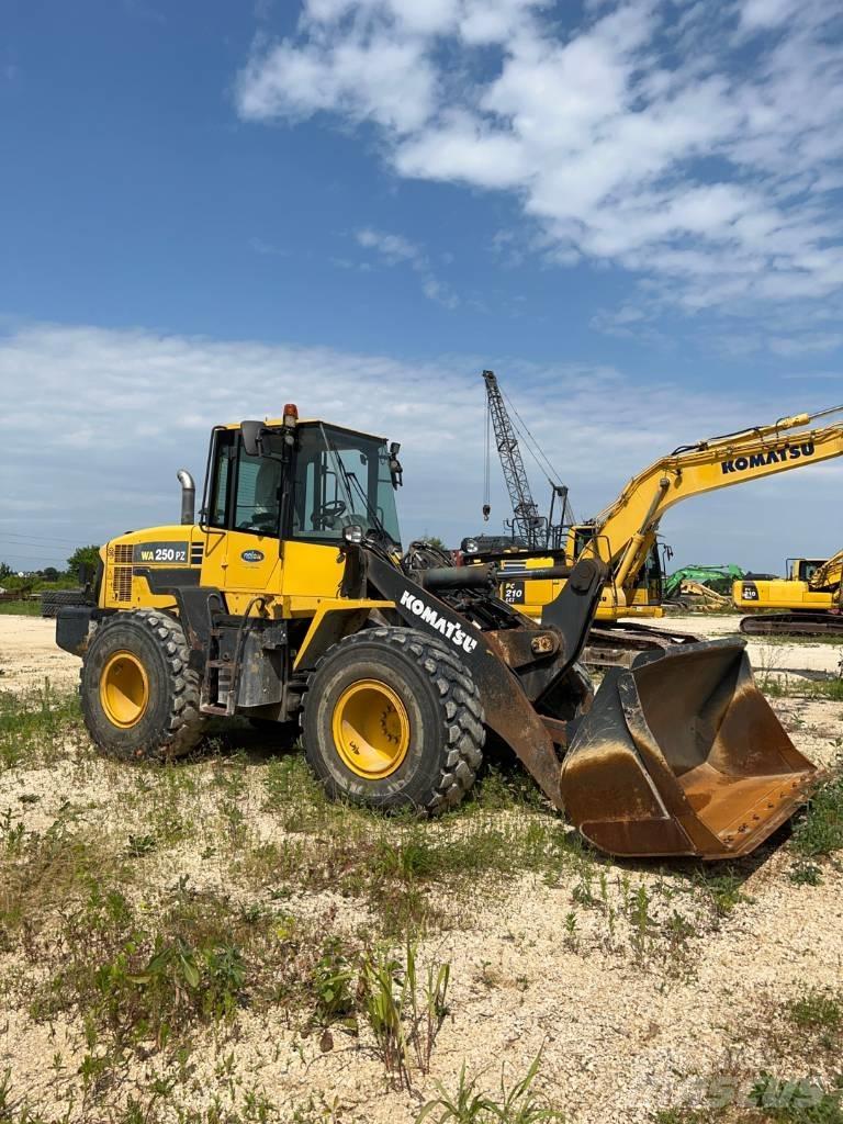 Komatsu WA 250 PZ-6 Radlader