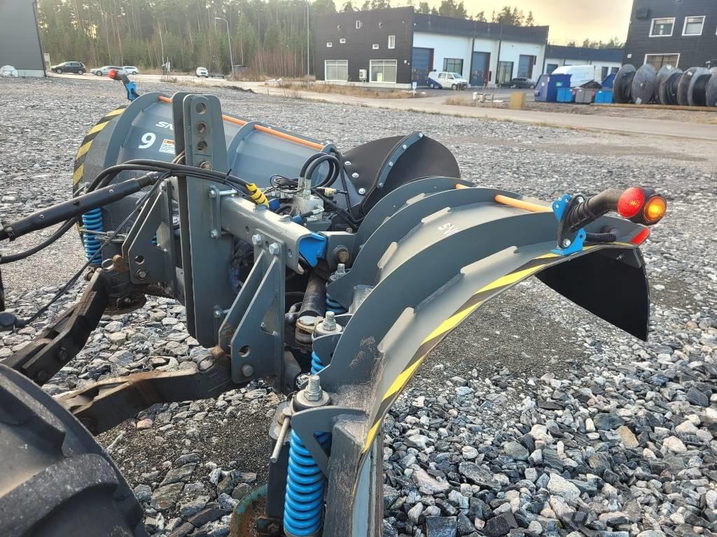 Valtra N 123 Traktoren